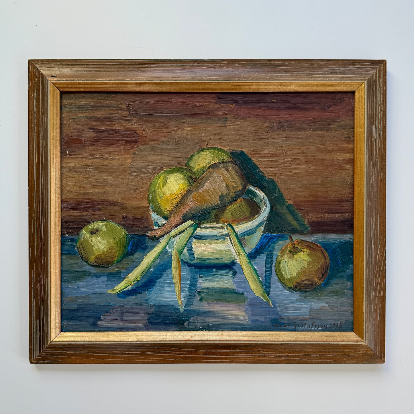 1935 Expressionist Still Life of Apples, Carrots and Peas in Wood Frame