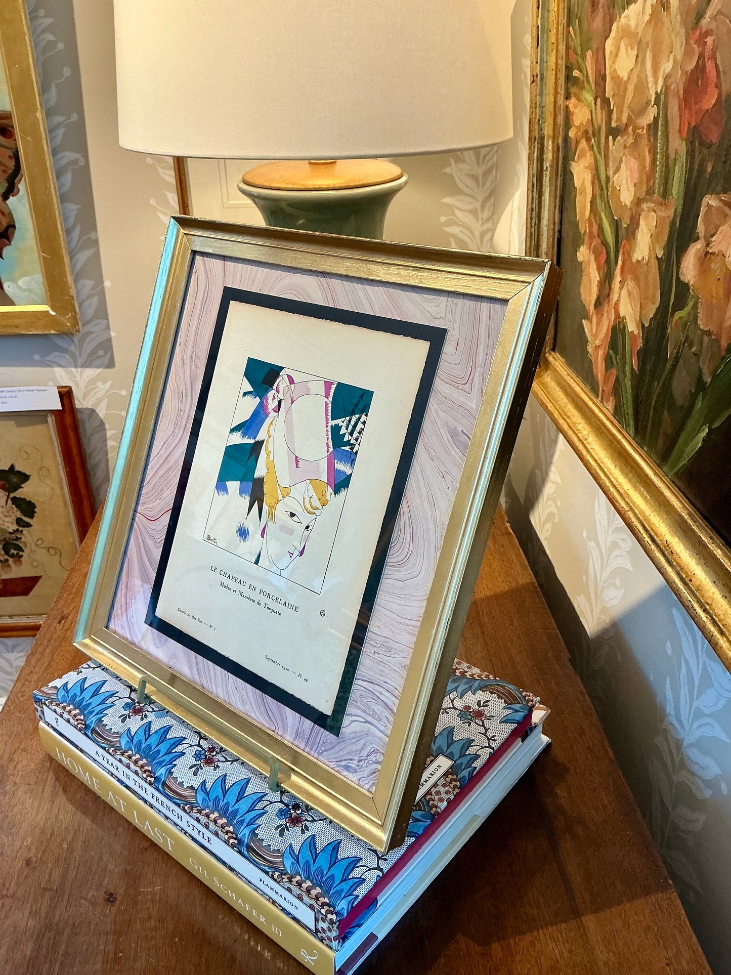 1920 Le Chapeau en Porcelaine (The Porcelain Hat) Pochoir Fashion Portrait Illustration in Gold Frame