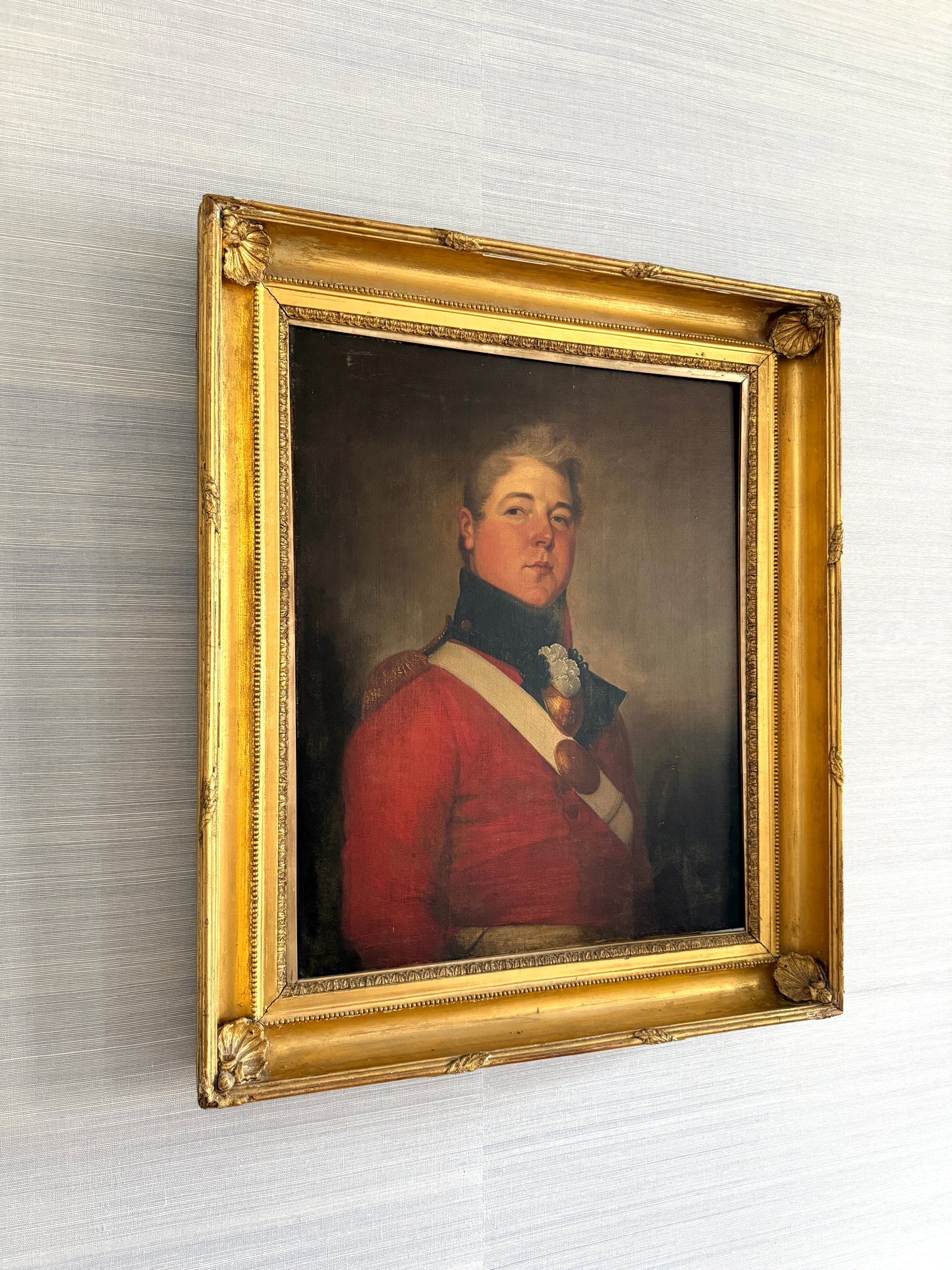 Early 19th Century Portrait of a British Officer Oil Painting in Georgian Giltwood Frame