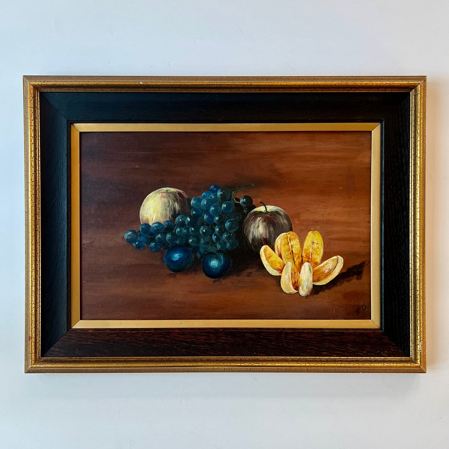 1910 Still Life Apples Grapes Orange Oil Painting in Black and Gold Frame