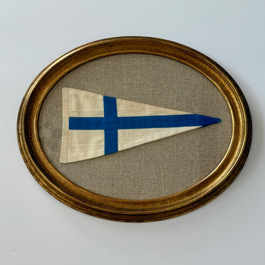 Vintage Canvas Flag of Finland on Tan Linen in Oval Gold Frame